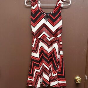 Rue21 Sleeveless Chevron Dress in Red, Black & Light Pink